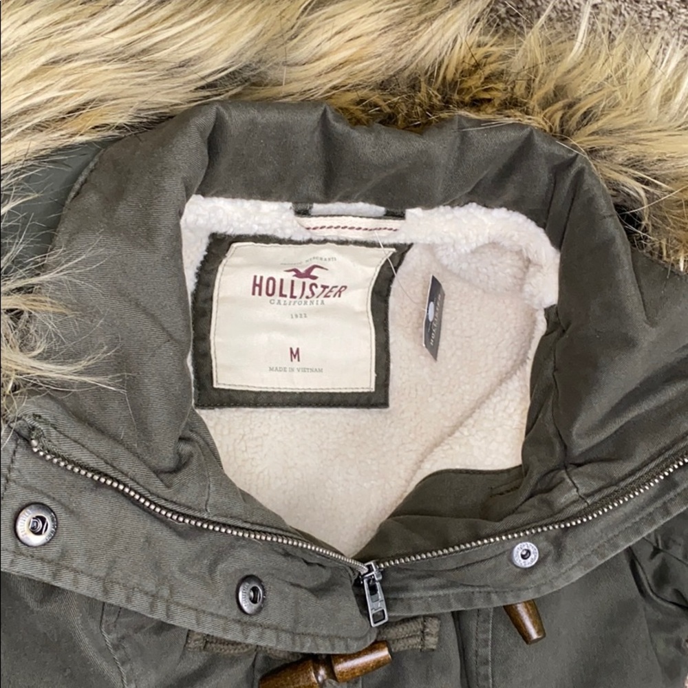 BRAND NEW: Women’s Hollister Jacket - Picture 10 of 11